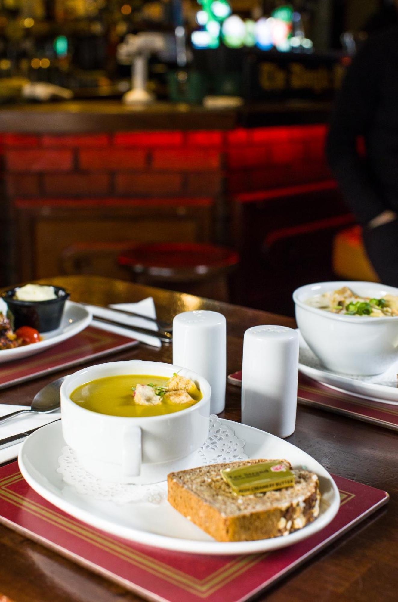 The Dingle Pub Rooms Экстерьер фото