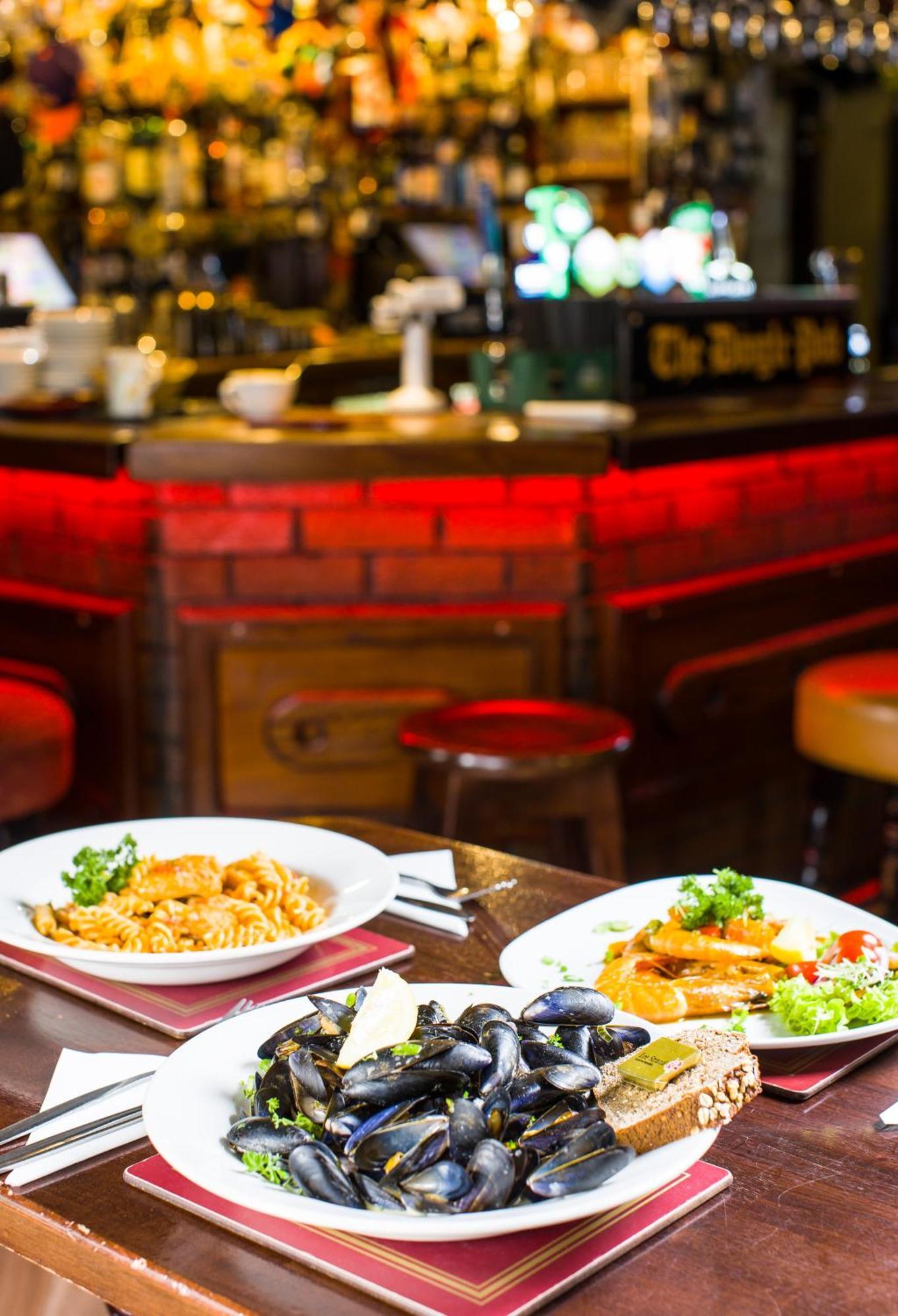 The Dingle Pub Rooms Экстерьер фото
