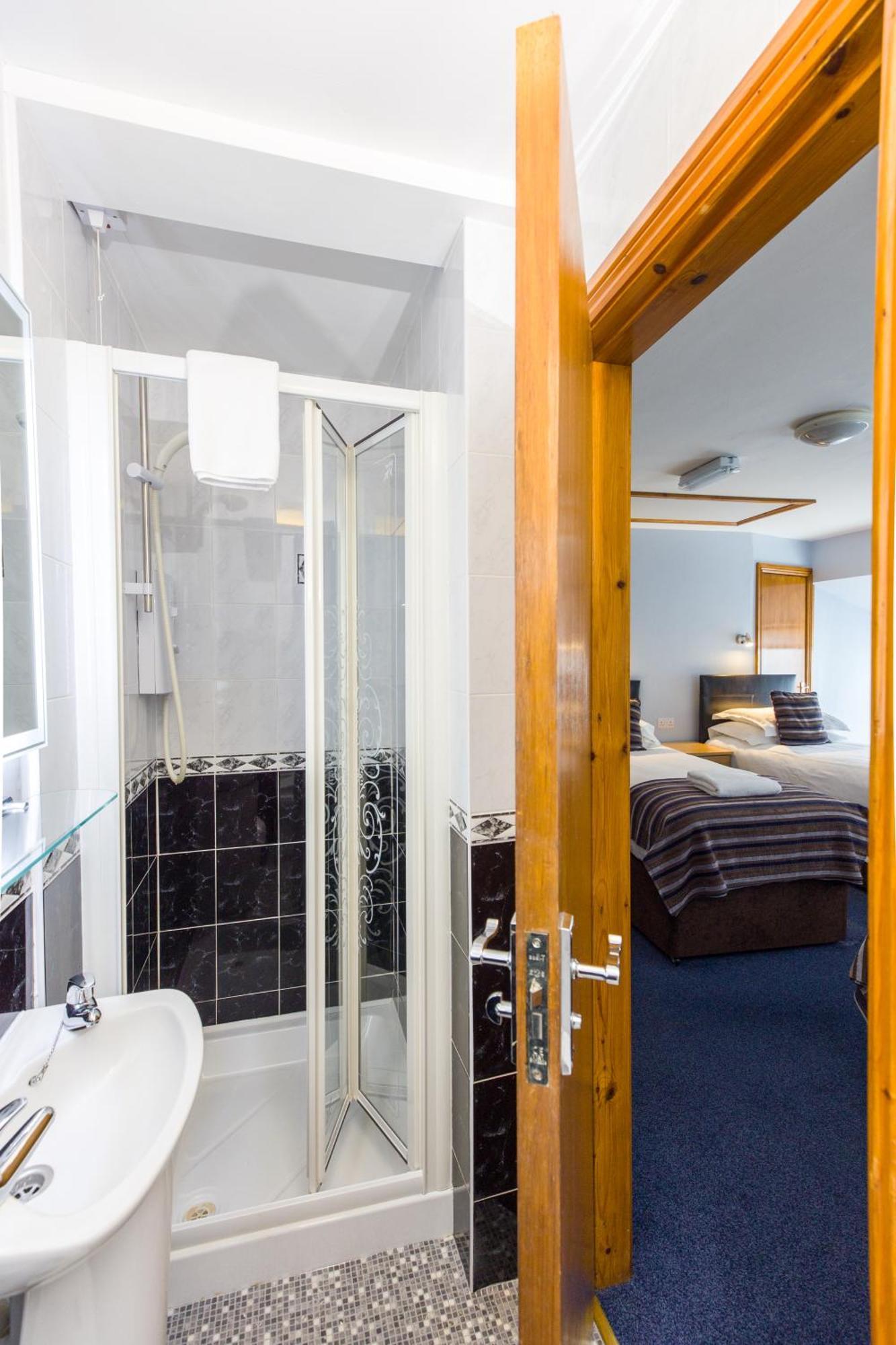 The Dingle Pub Rooms Экстерьер фото